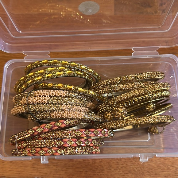 NWT Indian Kundan bracelets size 2.10 sets of 4. - Picture 3 of 11